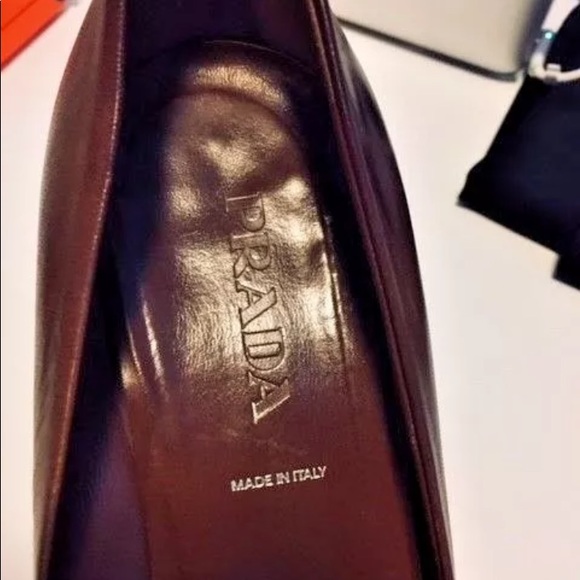 AUTHENTIC Prada POINTY TWO TONE BROWN Leather Point-Toe Pumps 37 - Picture 6 of 11